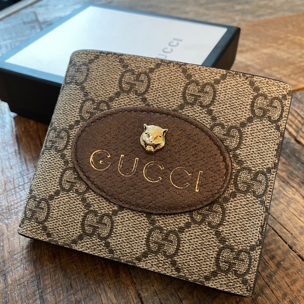 Gorgeous Gucci Tiger Bifold Wallet